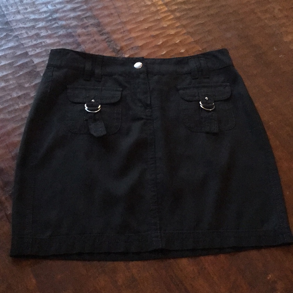 Black mini skirt. White House Black Market